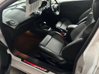 /photos/9954/114aa6e5-d4d5-4d1c-a129-504fb11266e7_i320x240.jpg