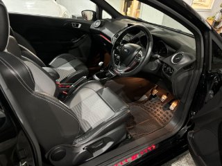 /photos/9954/26f2bd77-9c47-4de4-a539-edf84370fdb0_i320x240.jpg