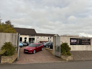 /photos/9954/2d66b0bf-0bf9-4b7f-92b0-3e7768886300_i320x240.jpg