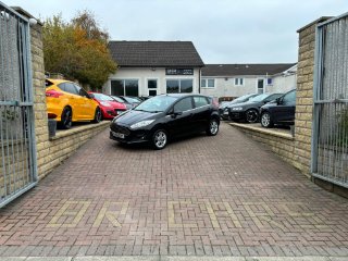 /photos/9954/81159f01-8515-421b-abb1-da03cf67a44f_i320x240.jpg