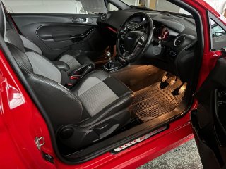/photos/9954/d474568e-e812-43d4-b89f-e00541a92e10_i320x240.jpg