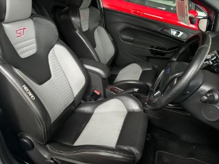 /photos/9954/fc771934-5757-439e-95ac-40b67fddc6af_i320x240.jpg